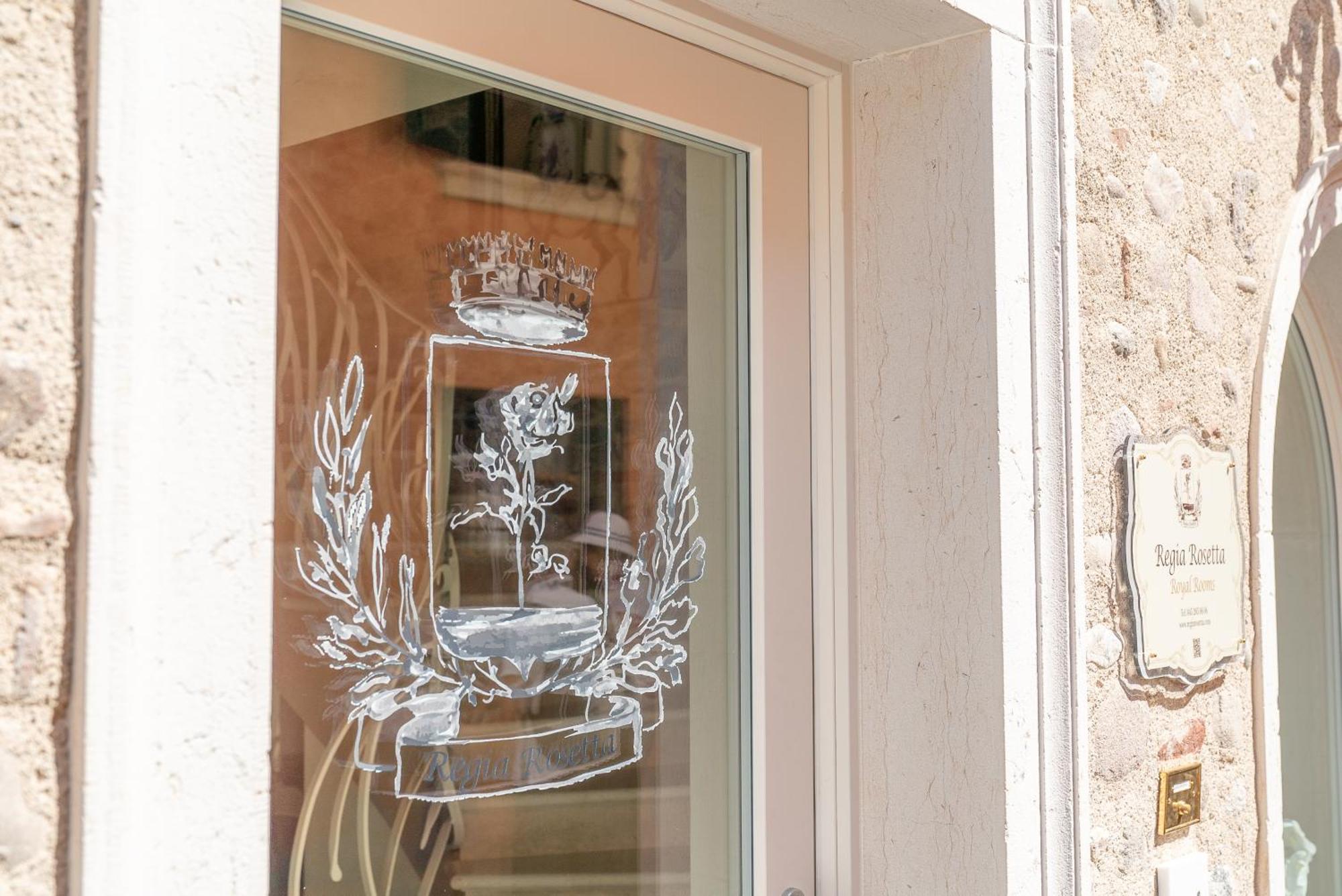 Regia Rosetta - Royal Rooms Borghetto Valeggio sul Mincio Dış mekan fotoğraf