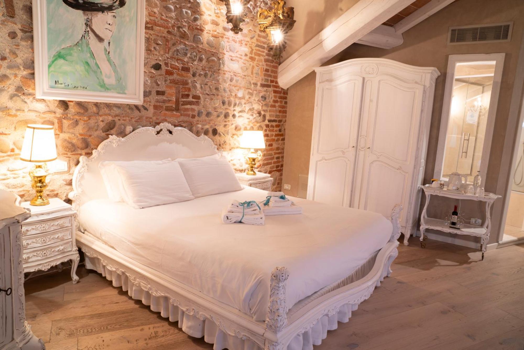Regia Rosetta - Royal Rooms Borghetto Valeggio sul Mincio Dış mekan fotoğraf